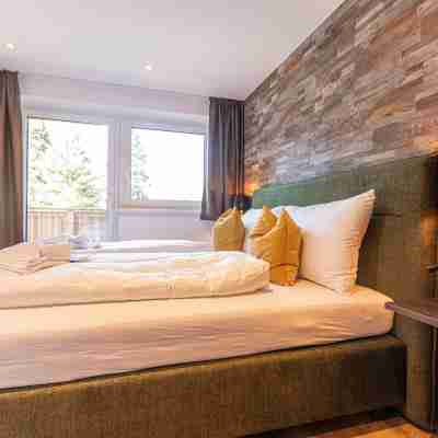 Tevini Boutique Suites - Apartment Water Rooms