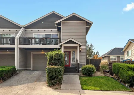 Taft at Old Mill - Pet-Friendly & Near Downtown