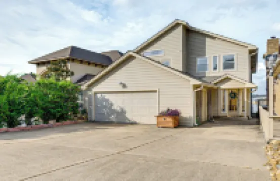 Private Boat Dock & Slip: Luxe Lake Conroe Gem!