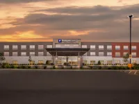 Holiday Inn Express Peotone by IHG ウィルのホテル