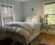 EAA Home Rental. Walking Distance to UWO Shuttle.