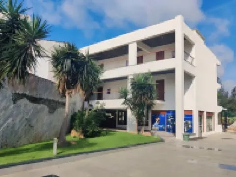 Clover Greens Golf Course and Resort Hotéis em Krishnagiri