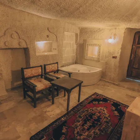 Turbel Cave House