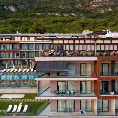 Royal Blue Resort & Residences Hotel Exterior