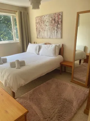 Beautiful 2 bedroom for 5, walk to town, near Legoland and Lapland!