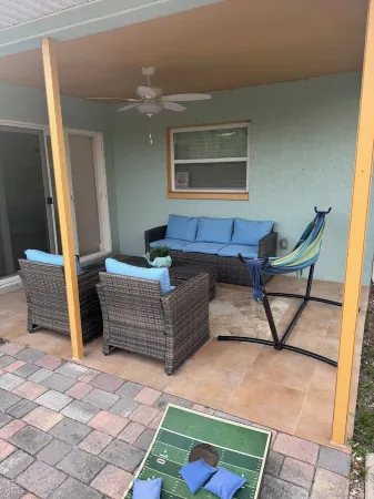 Beach House, Palm trees 🌴 and Relaxing environment!<br>