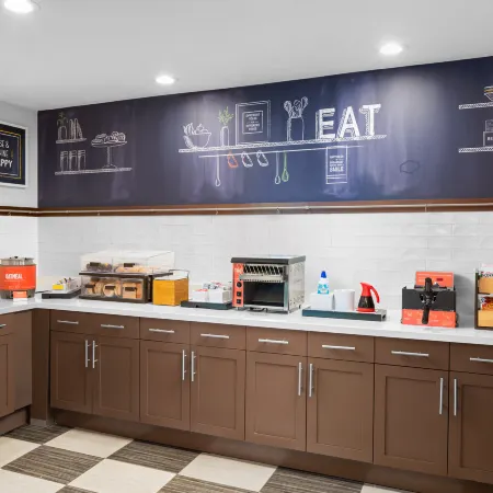 Hampton Inn Phoenix-Biltmore