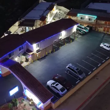 New American Inn & Suites