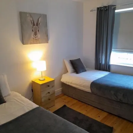 Delphi Cottage