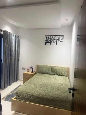 Charming 1-bedroom apartment in Mehdya  with AC, WiFi Отели рядом с достопримечательностью «Parc De Jeu Enfants المغرب العربي»