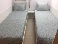 CENTRAL AND RENOVATED APARTMENT, 100m FROM THE BEACH