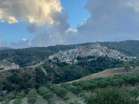 Stay in the tranquility of Badolato's ancient, atmospheric streets