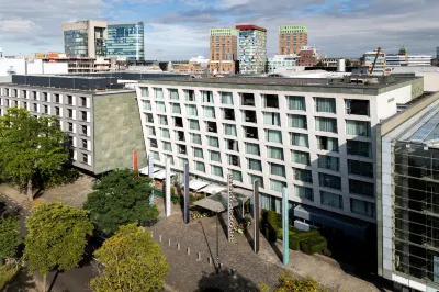 Radisson Blu Media Harbour Hotel, Düsseldorf Các khách sạn ở Duesseldorf