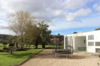 5 bedrooms: Hidden gem at Serra da Estrela with breathtaking views! Hotels in Gouveia