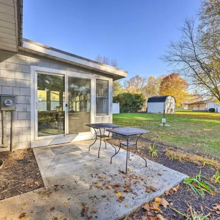 Sunroom Coffee & Backyard Fun Near Notre Dame