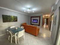 Apartment with panoramic terrace and private parking:location fondi-sperlonga Hotels in Province of Latina