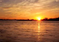 Alamparai Villa: Riverfront House W/ Great Views, Full Kitchen, & Strong Wi-Fi