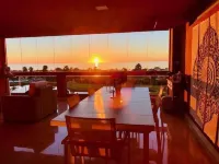 Magnifique vue mer et Golf de Dona Julia Sans rue Devant Vous , Très Calme