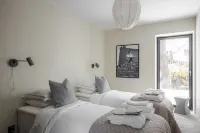 Jamboree Luxury villa Stockholm Hotels in Lidingo