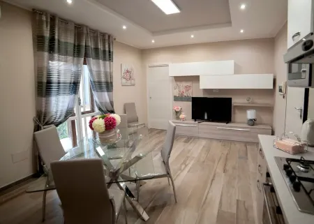 2 Bedroom Apartment in POMPEI