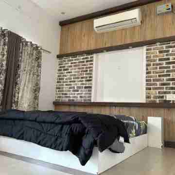 Welcome to the "Zen Studio Apartment," your serene retreat in Karaikal. Rooms