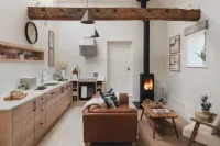 Longstones Avebury – Ridgeway Hotels in Marlborough