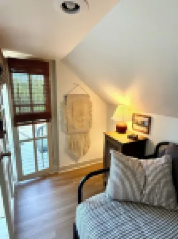 Rascal Ranch: Cozy 2-bed attic apartment close to Olde Town Arvada w/hot tub Hotels in Arvada