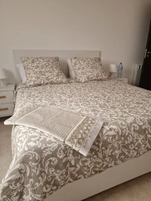 Apartment Rond point chems附近的飯店