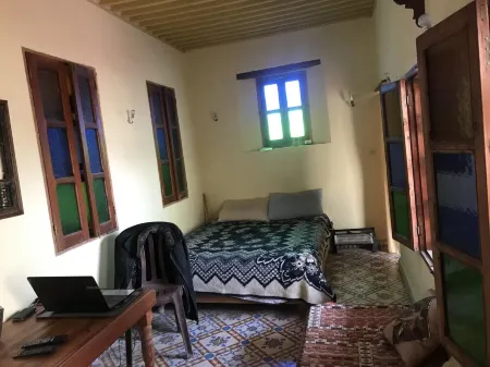 Logement Agreable a la Medina de fes Avec Terrasse Dominant la Vielle Ville