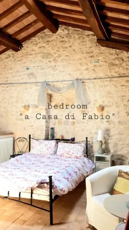 "a Casa di Fabio" digitaldetoxholidays, a tower in the hills of Umbria. Отели в г. Кампелло-суль-Клитунно