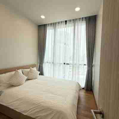 Brand New Condo near Siam Paragon Rooms