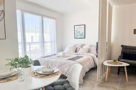 Charming, cosy studio