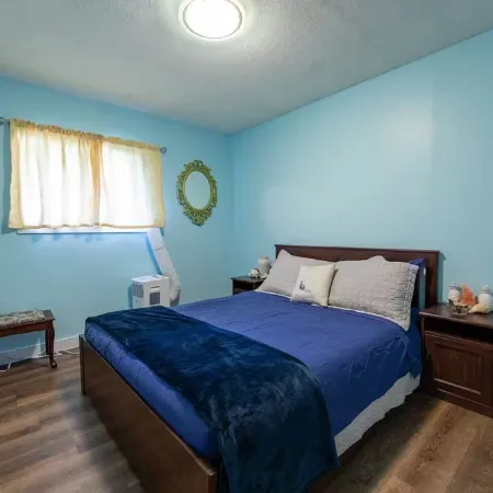 Seasons Suite 3BR in Hinton, AB