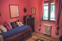 A quiet corner in the Roman countryside, among olive trees and vineyards. Hotel di Velletri