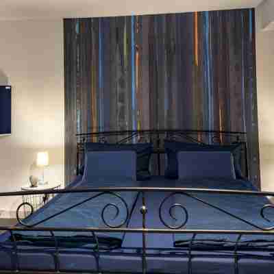 Apartelliment bianco-nero - modern accommodation in Cologne Rooms