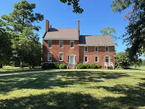 Lansdowne Manor