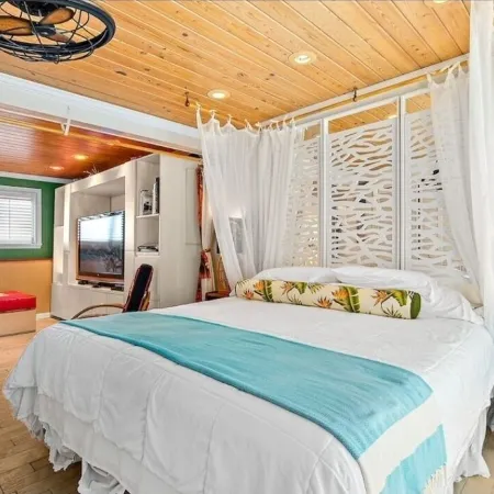 Romantic Couples Beach Getaway ,with private beach, hammocks and umbrellas