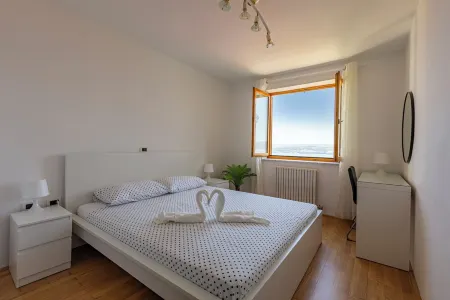 Fabulous house in Koper with free parking in front of the house,jacuzzi Отели в г. Koper - Capodistria