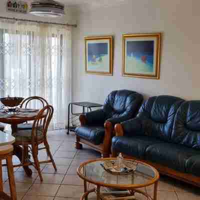 8 Oceans on the Beach 3 B/R Apartment Others