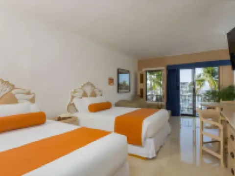 Flamingo Vallarta Hotel & Marina ホテル プエルト・バヤルタのホテル