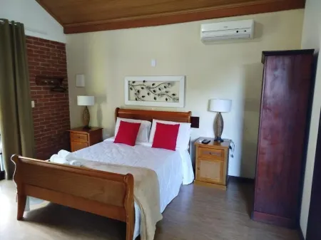 Pousada Viking Penedo Отели рядом с достопримечательностью «Pequena Finlândia»