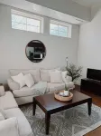 Porch & Pasture: Charming 2-bedroom house in marvelous Franklin with AC, WiFi