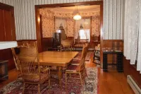 Fantastic 3-bedroom house right near Belleayre mountain ski center in Highmount