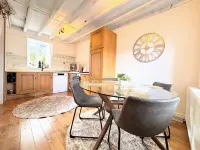 Charming Stone Cottage Getaway Fireplace A short stroll from centre of Dolgellau