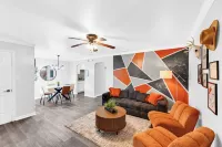 • NEW • Walk to AT&T Stadium  and Globe Life Field • Rangers • Free parking