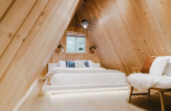 Newly Renovated/Hot Tub/Fire Pit/A Frame/BBQ/King