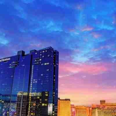 Hilton Club Elara Las Vegas Hotel Exterior