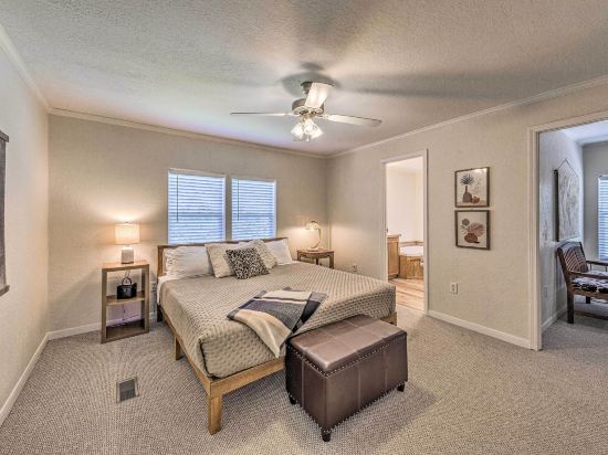 Peaceful Alto Home w/ Deck ~ 12 Mi to Ski Apache!