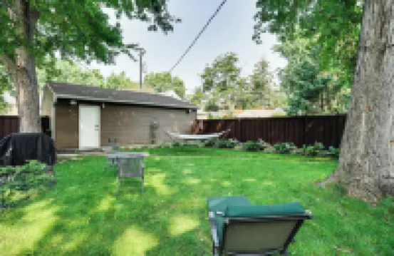 Chic Minneapolis Apt - 6 Blocks to Lake Nokomis!