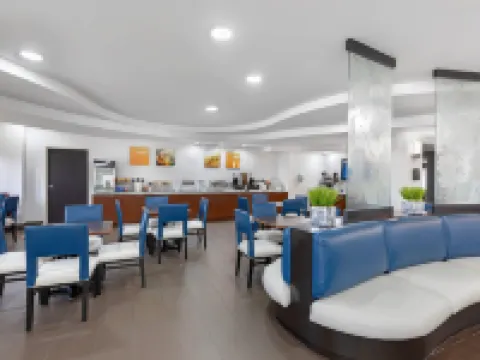 Comfort Suites DFW N-Grapevine Hotels in Grapevine